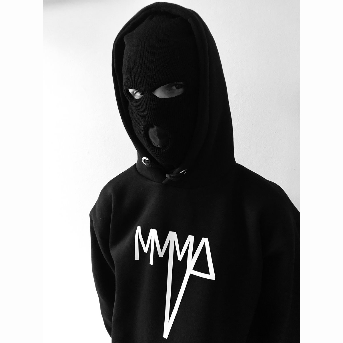 ΜΜΜΔ hoodie (white logo)